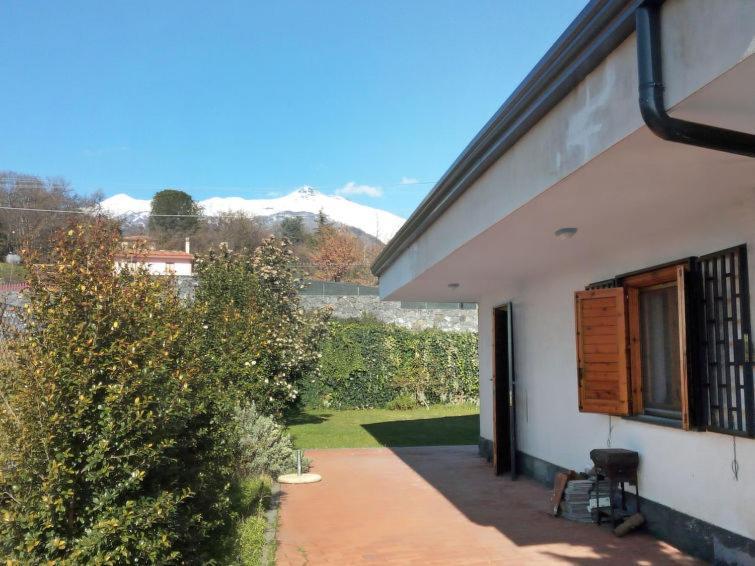 זפראנה אטניאה Villa Mimosa מראה חיצוני תמונה